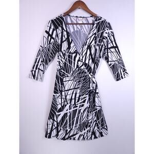 Emma & Michele SMALL Black And White Wrap Dress Woman’s